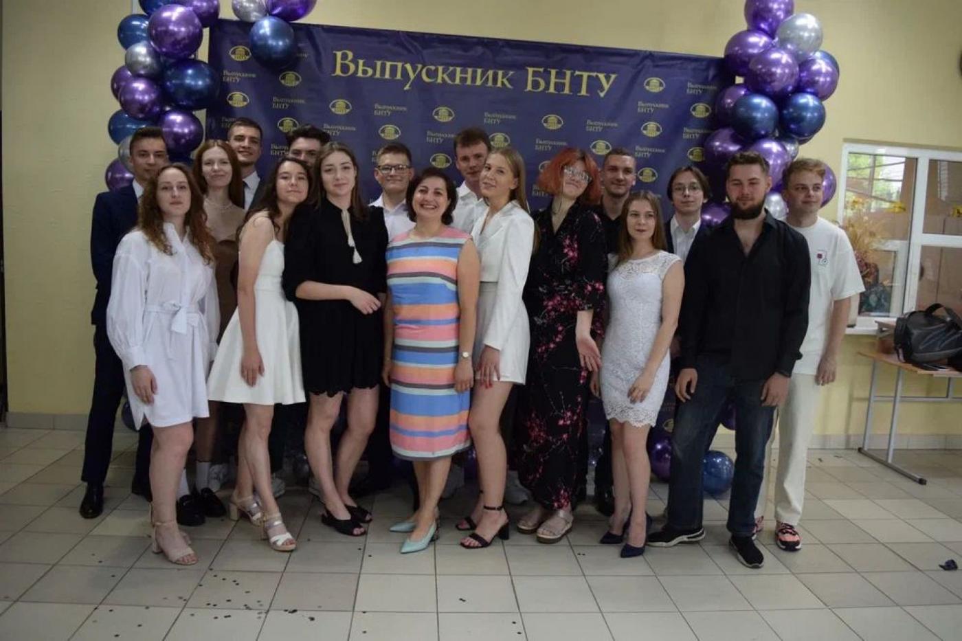 Ушанаванне выпускнікоў інжынерна-педагагічнага факультэта 2022 года